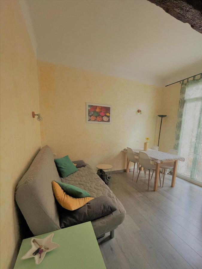 Apartamento Les 12 Sables Le Lavandou Exterior foto