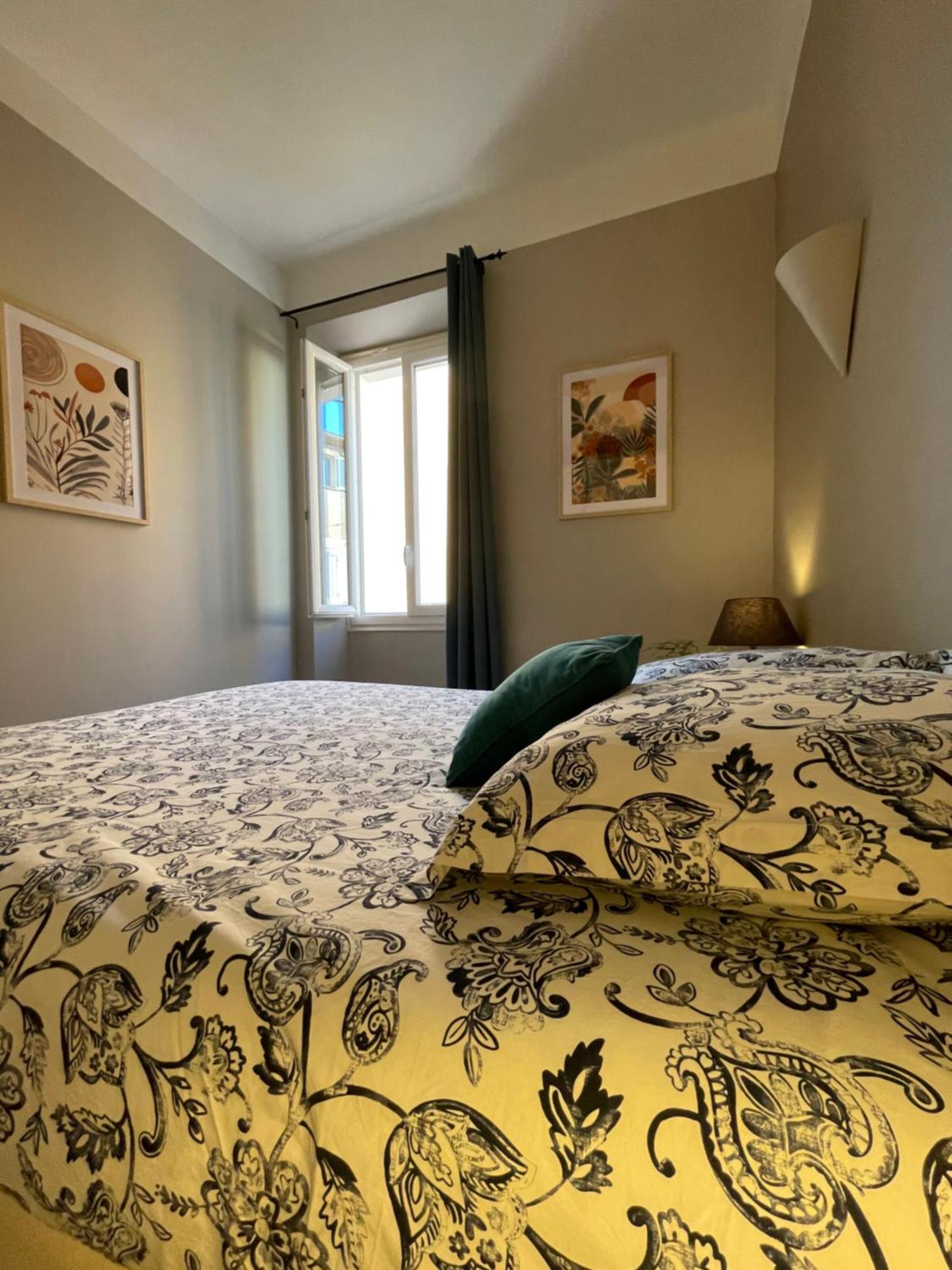 Apartamento Les 12 Sables Le Lavandou Exterior foto